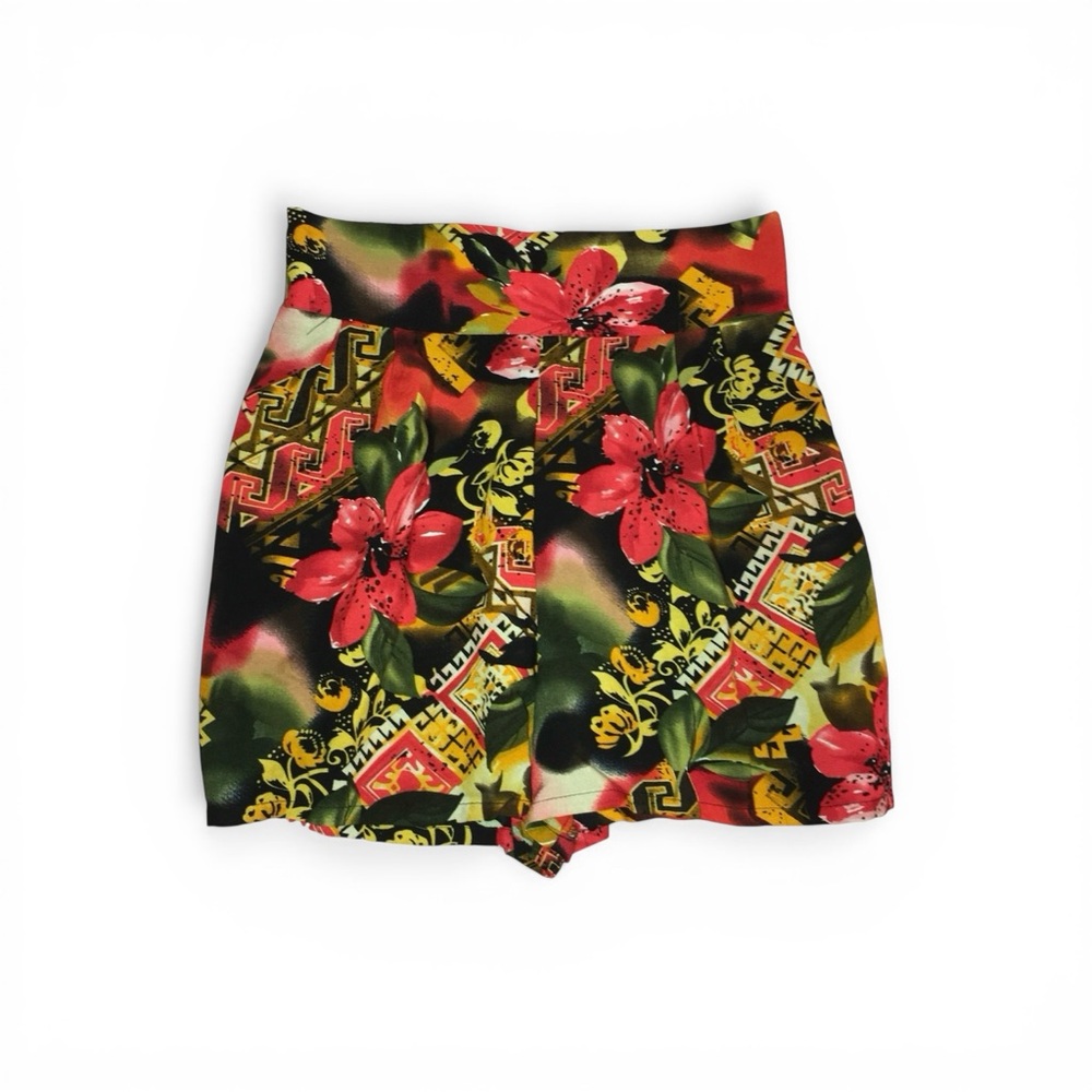 NWOT Ultra Flirt Tropical Floral High-Waisted Shorts, Size M - Picture 2 of 4